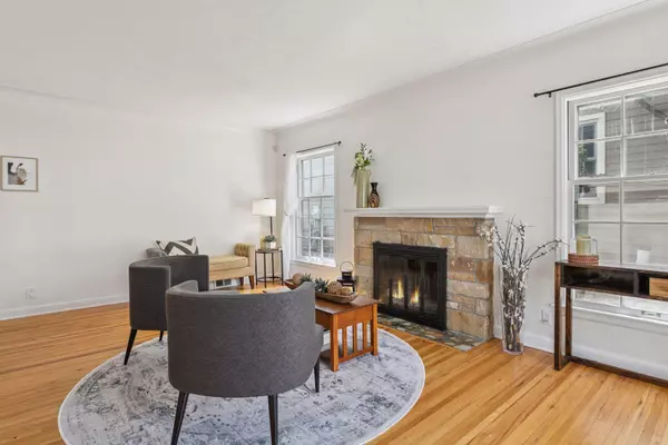 Saint Paul, MN 55116,1426 Scheffer AVE