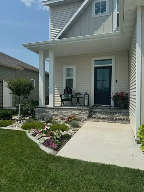 Horace, ND 58047,8825 Meadowlark Pkwy