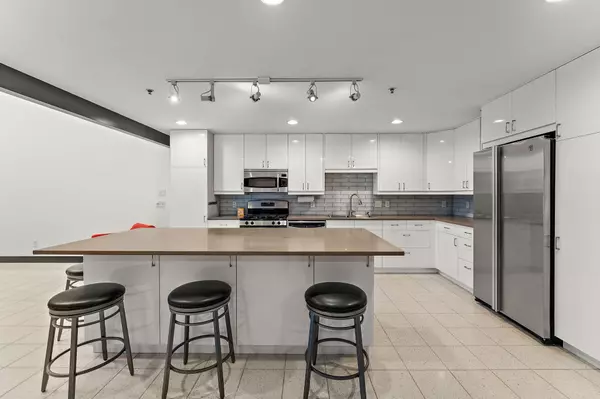 Saint Paul, MN 55101,214 4th ST E ##213