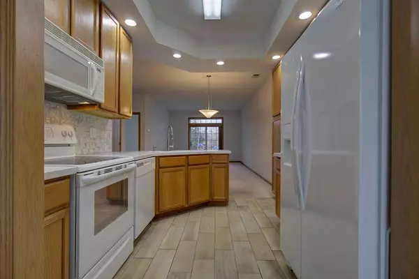 Saint Paul, MN 55119,2222 Lower Afton RD E