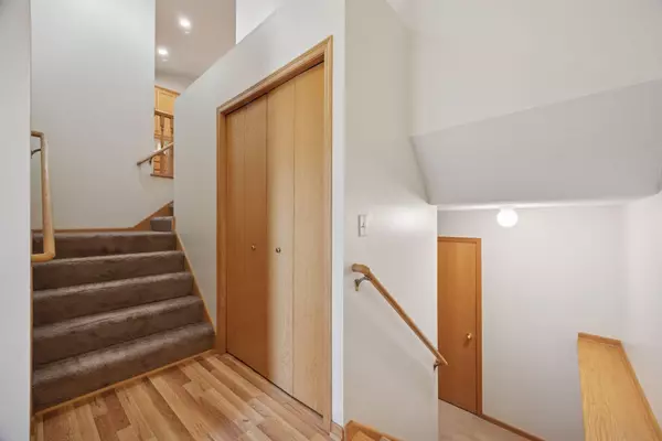 Brooklyn Park, MN 55428,6334 Cavell CT