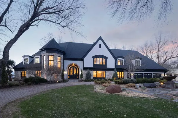 Edina, MN 55436,4801 Rolling Green Pkwy