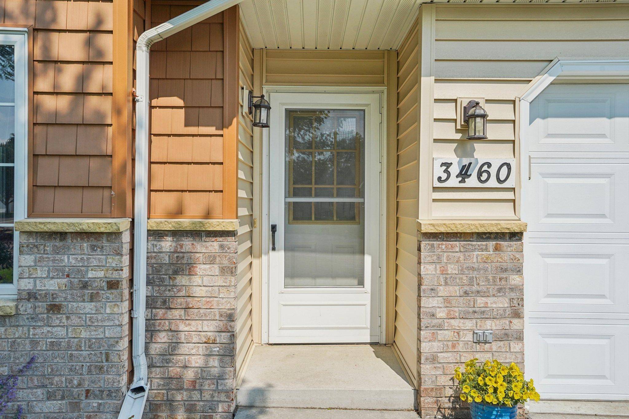 Vadnais Heights, MN 55127,3460 Valento CIR