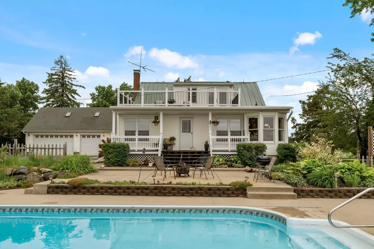 Carver, MN 55315,16985 Homestead RD