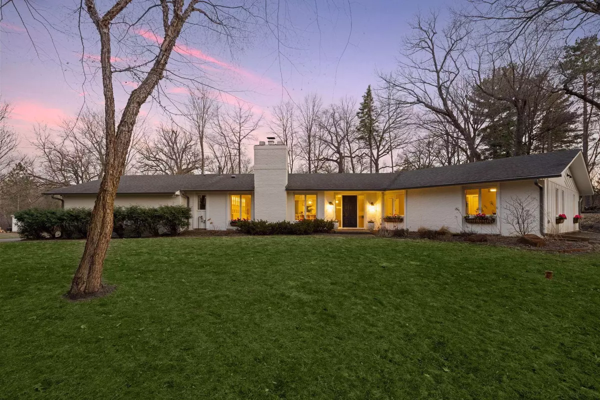 Orono, MN 55356,1335 Orono Oaks DR