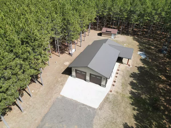 Nevis, MN 56467,25040 Gibbon DR