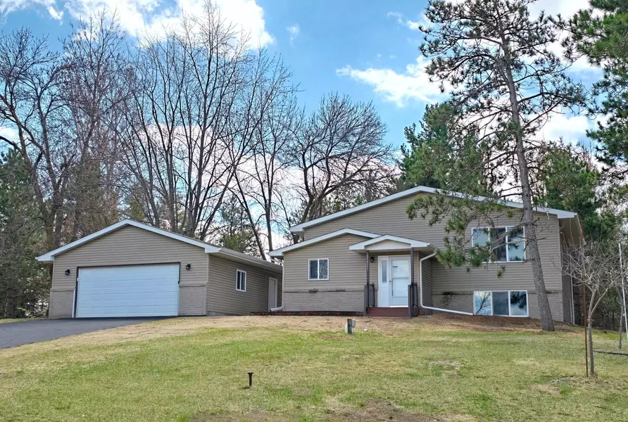 21327 Joplin ST NW, Elk River, MN 55330