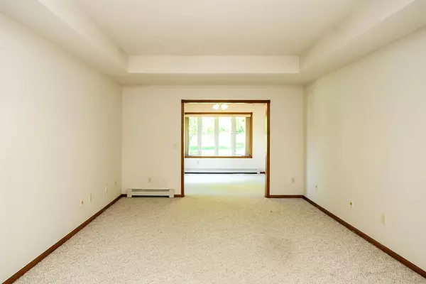 Hutchinson, MN 55350,1155 Carolina AVE NW