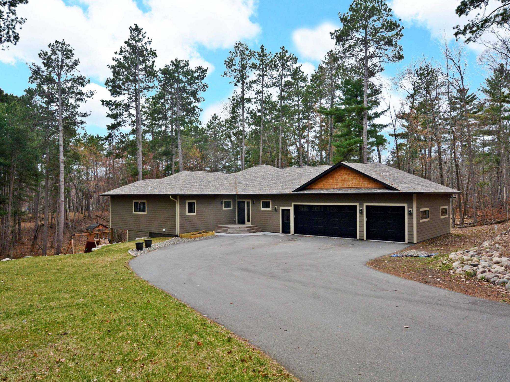 Nisswa, MN 56468,26540 Edna Lake RD