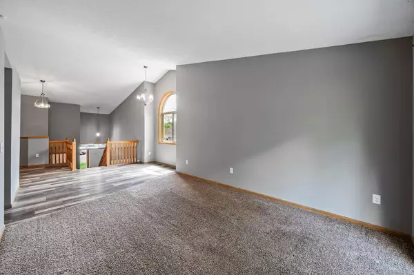 Zimmerman, MN 55398,26254 3rd ST W