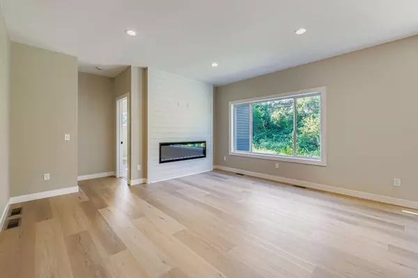 Wyoming, MN 55092,6363 Goodwin Lane