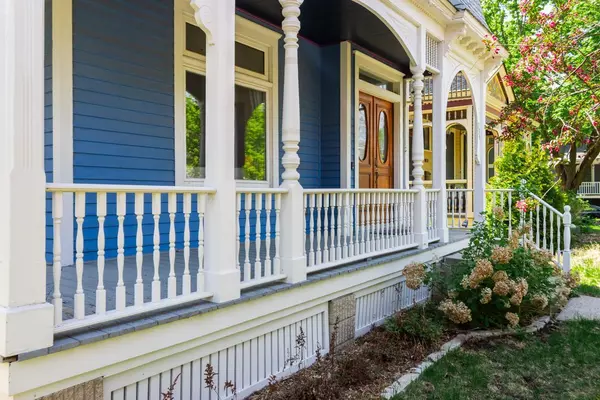 Saint Paul, MN 55104,794 Laurel AVE