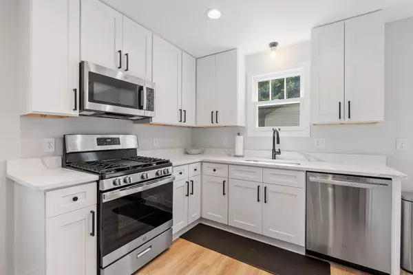 Saint Louis Park, MN 55416,4243 Webster AVE S