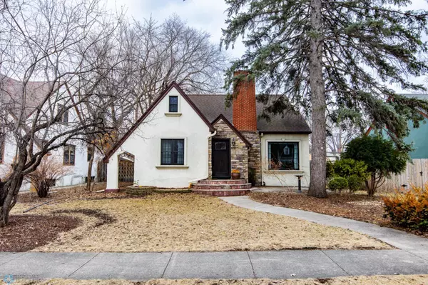 Fargo, ND 58102,1353 4th ST N