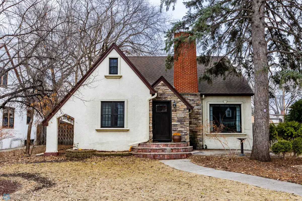 Fargo, ND 58102,1353 4th ST N