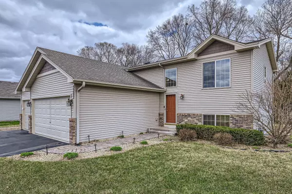 Saint Francis, MN 55070,3282 235th AVE NW