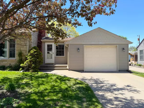 Saint Paul, MN 55117,1339 Maywood ST