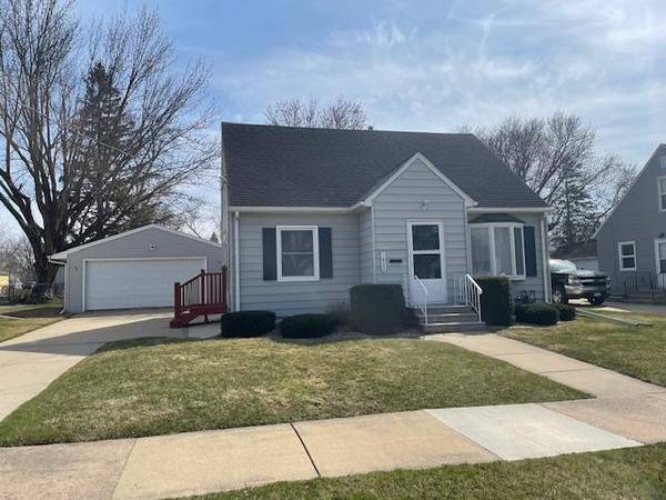 1804 1st AVE NE, Austin, MN 55912