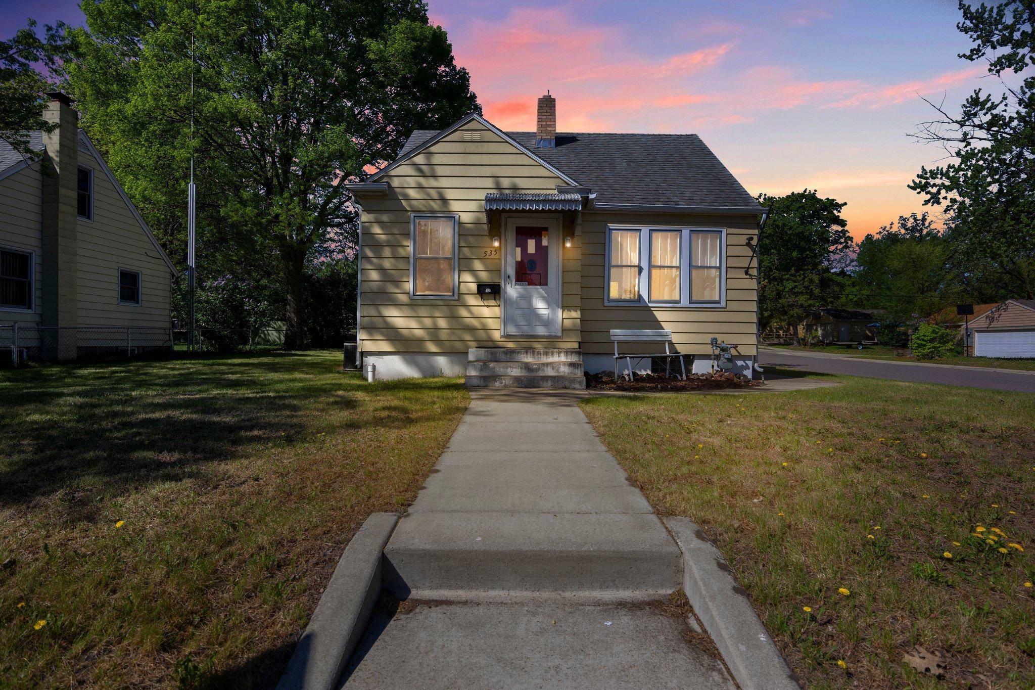 Saint Cloud, MN 56304,535 5th AVE NE