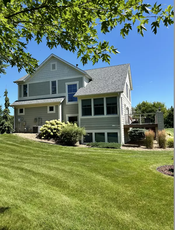 Hudson, WI 54016,803 Prairie Meadows DR