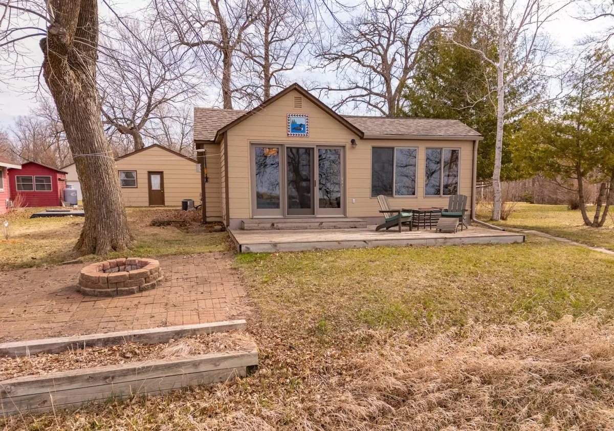 Osakis, MN 56360,4450 Smith Lake RD SE