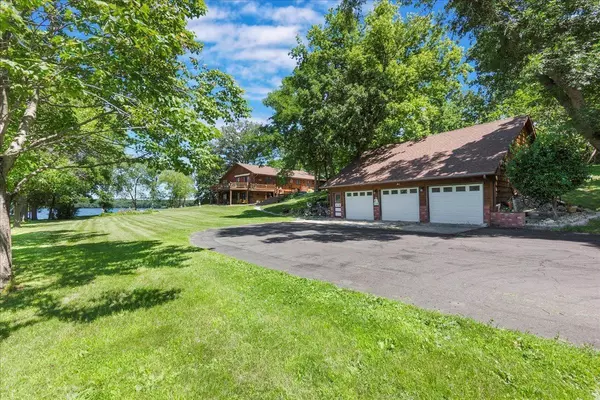 Lake Andrew Twp, MN 56273,1122 S Andrew DR NE