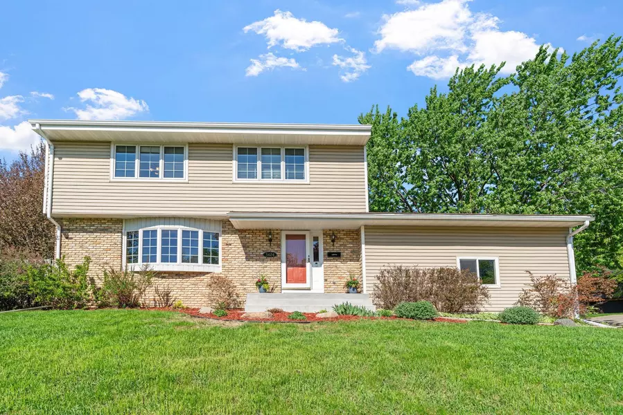 3424 Croft DR, Saint Anthony, MN 55418