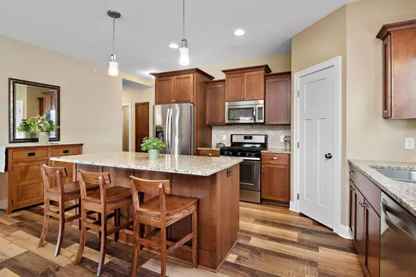 Albertville, MN 55301,7370 Kalland AVE NE