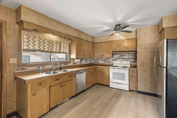 Saint Paul, MN 55106,1397 Mcafee ST