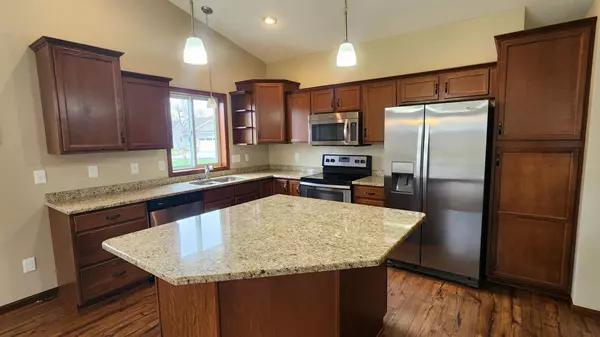 Rochester, MN 55904,2475 Dallman LN SE