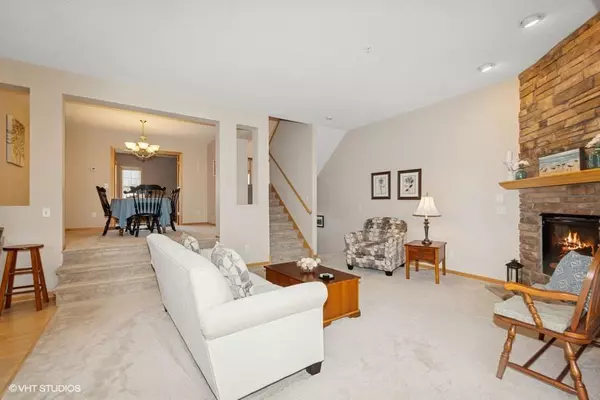 Plymouth, MN 55446,5042 Everest LN N