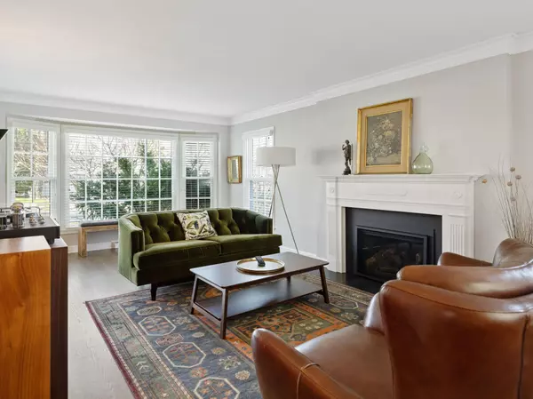 Edina, MN 55435,4713 Upper TER