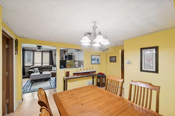 South Saint Paul, MN 55075,454 1st AVE S