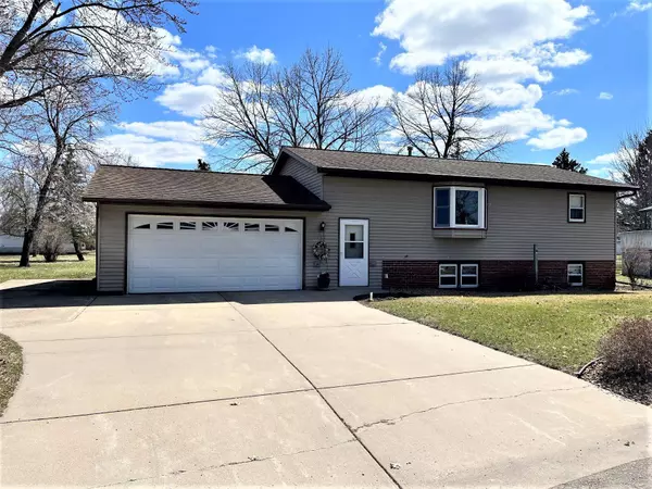 Sauk Centre, MN 56378,960 Lilac DR