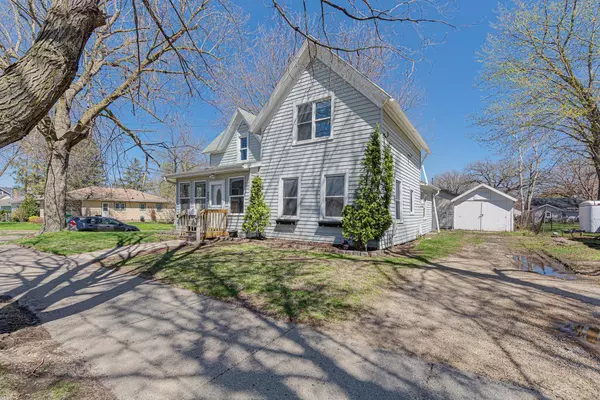 Faribault, MN 55021,203 2nd AVE SW