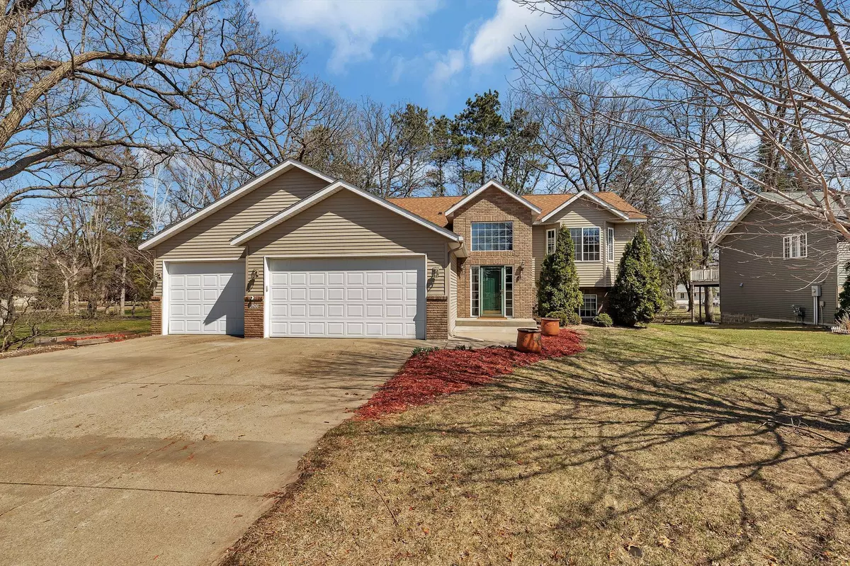 Sartell, MN 56377,1620 4th AVE N