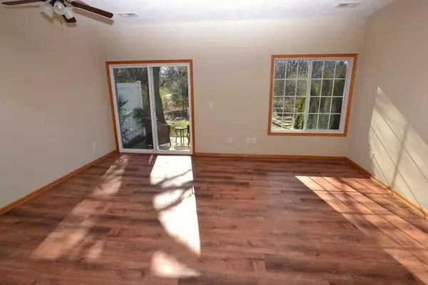 Shakopee, MN 55379,7323 Derby LN