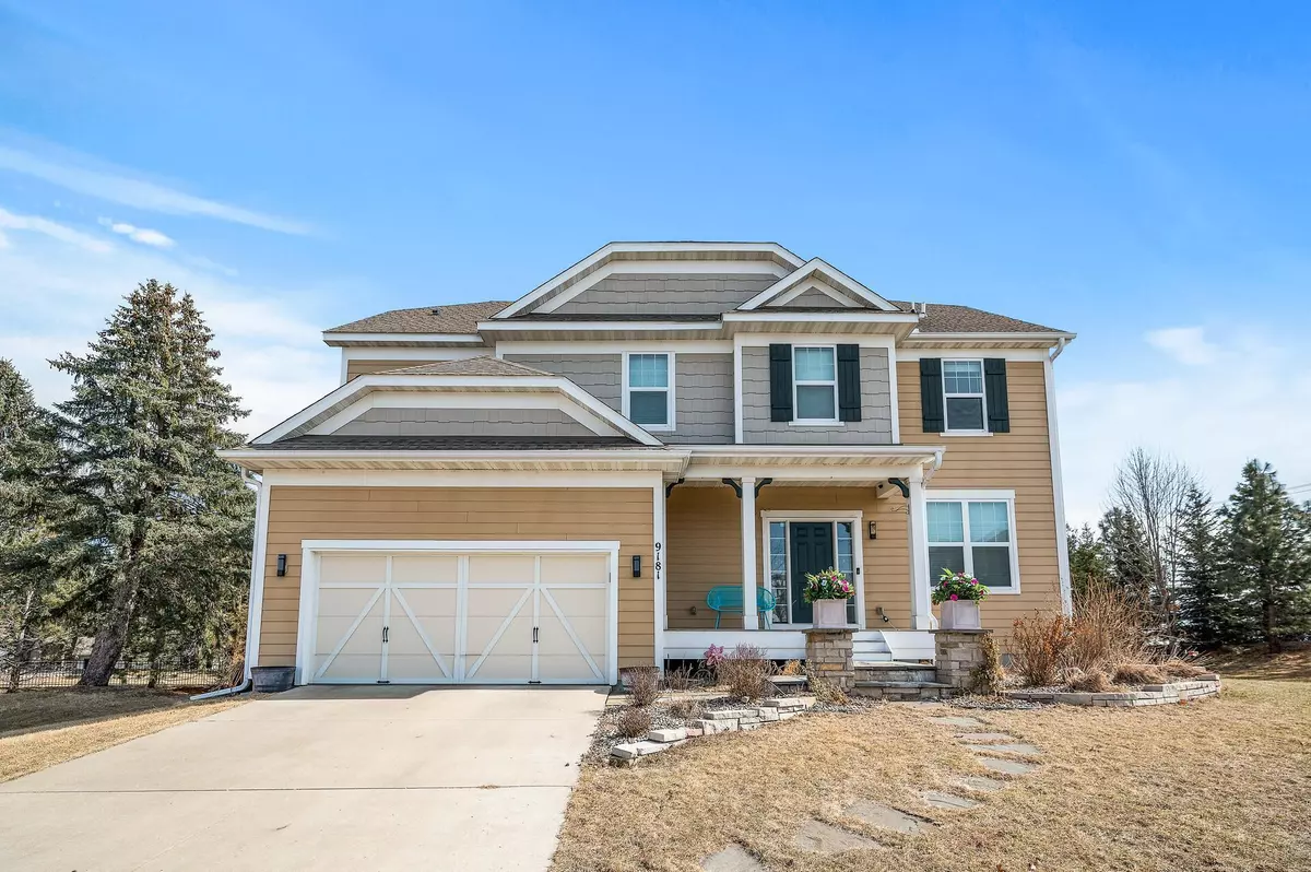 Eden Prairie, MN 55347,9181 Harrow WAY