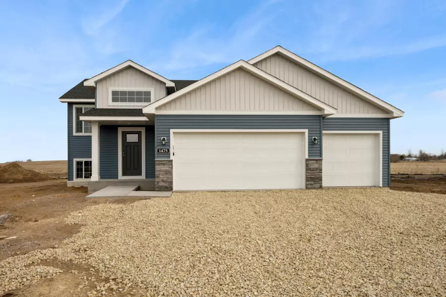1506 Raccoon LN, New Richmond, WI 54017