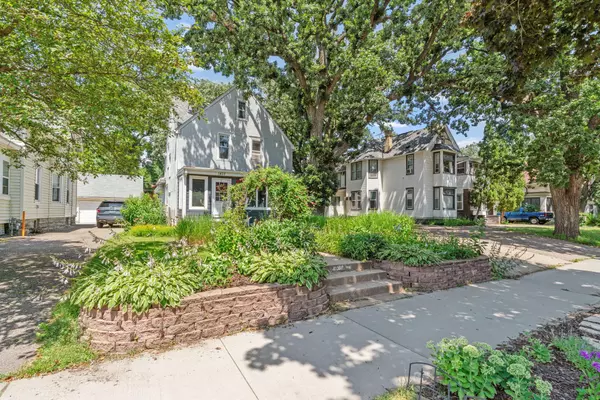 Saint Paul, MN 55108,1437 Como AVE