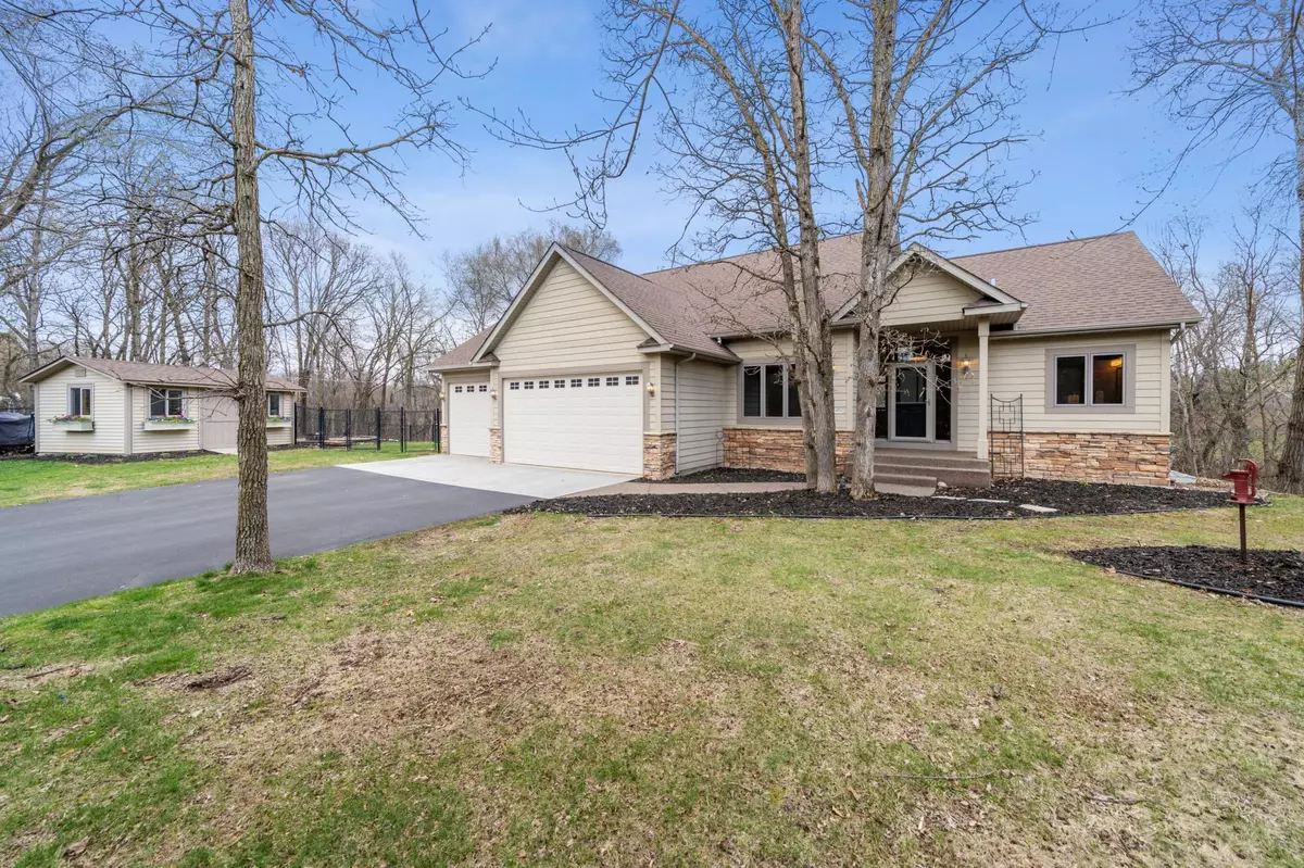Hudson Twp, WI 54016,876 Alex LN