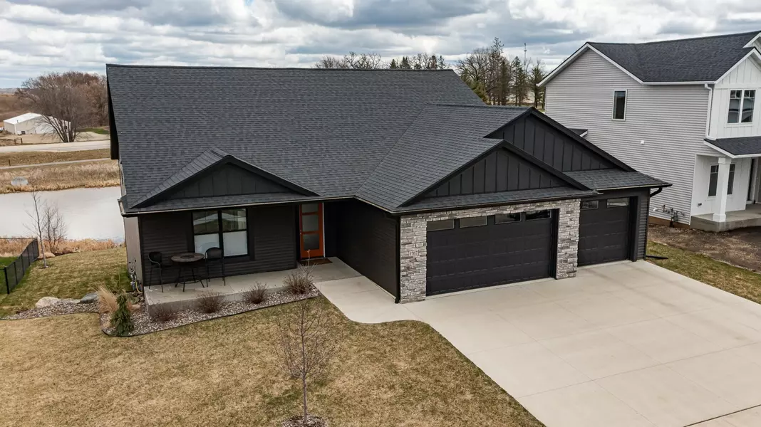 1767 Brandt DR NE, Byron, MN 55920