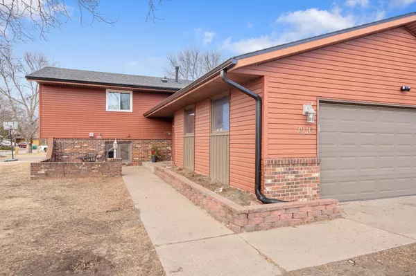 Brooklyn Park, MN 55445,7910 Idaho AVE N