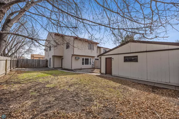 3126 23rd ST S, Fargo, ND 58103