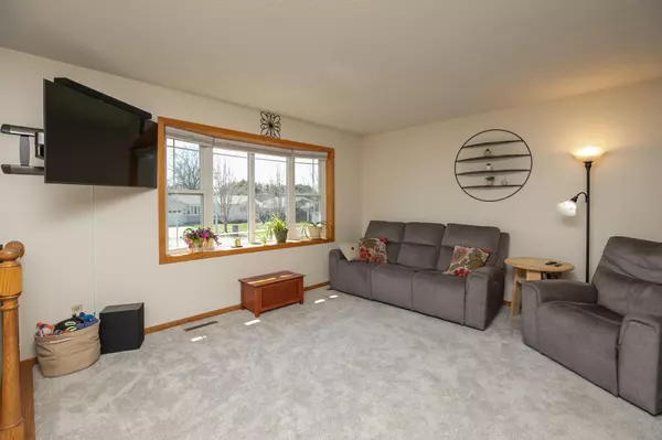 Kasson, MN 55944,1007 8th Street NW