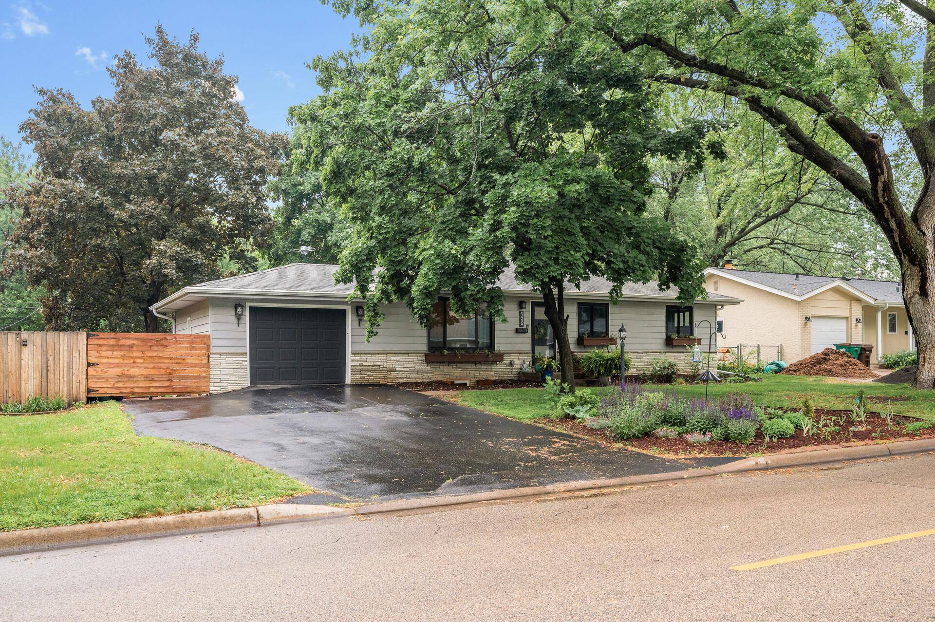 4409 Louisiana AVE N, Crystal, MN 55428