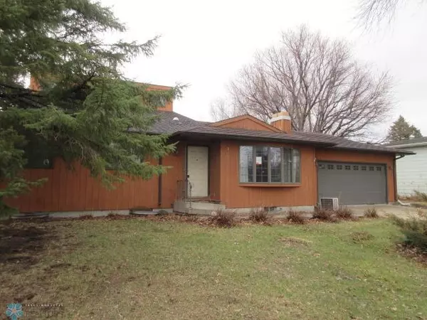 Fargo, ND 58102,3307 Elm ST N