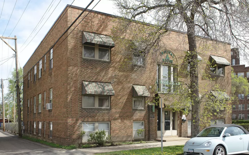 1709 Shields AVE, Saint Paul, MN 55104