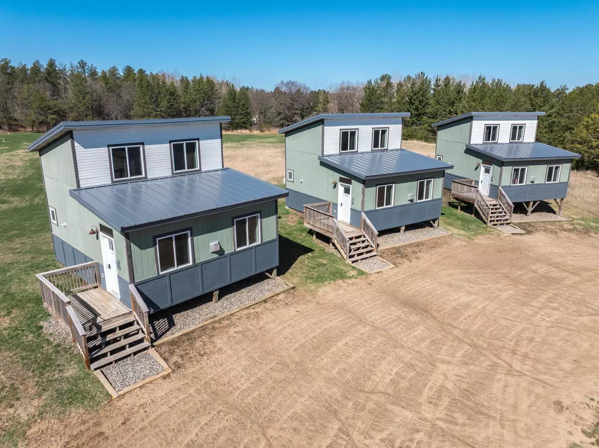 Nevis, MN 56467,393 W AVE