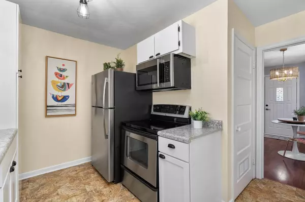 New Richmond, WI 54017,443 E 6th ST